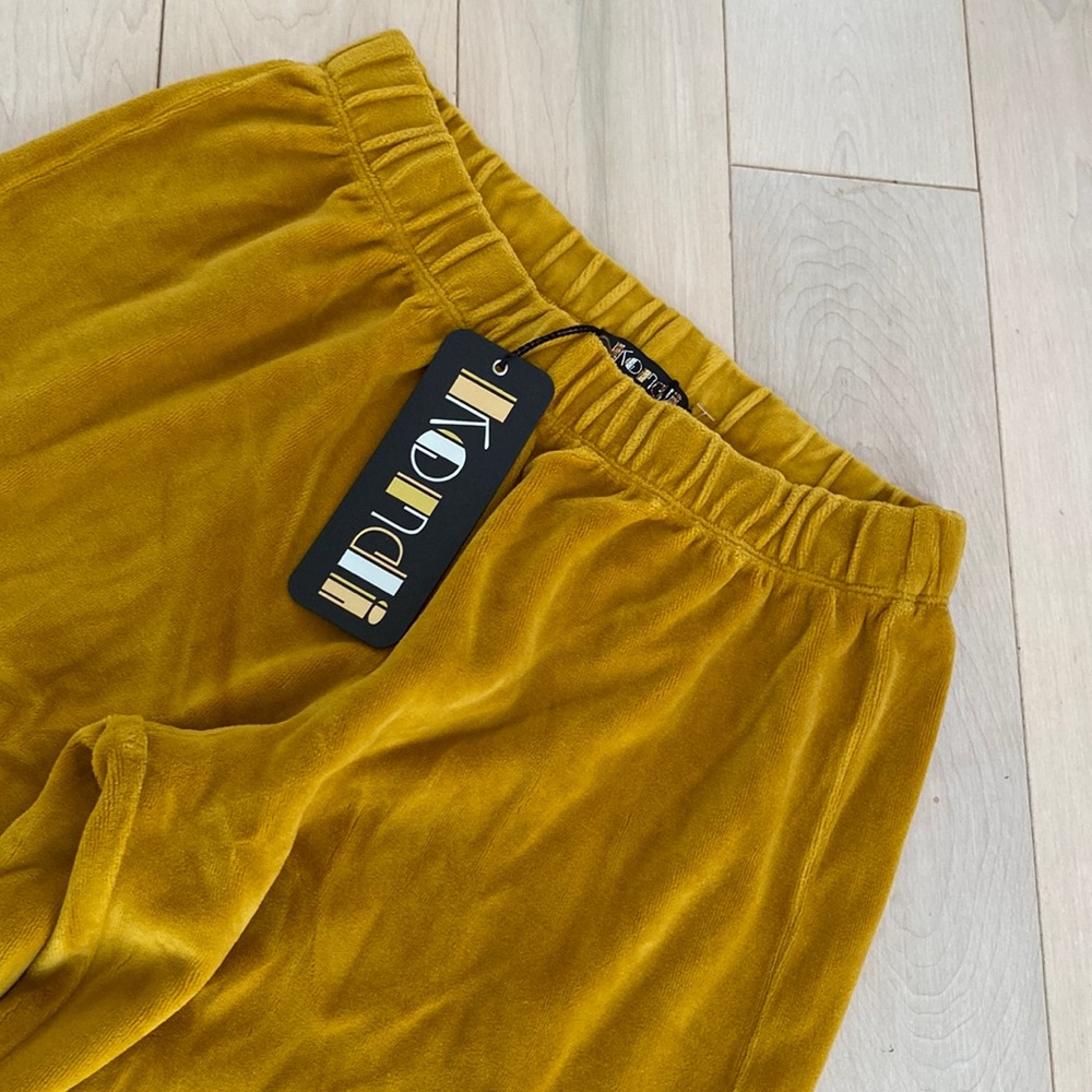 Suzi Kondi Golden Mustard Velvet Jogger Pants - Picture 8 of 17